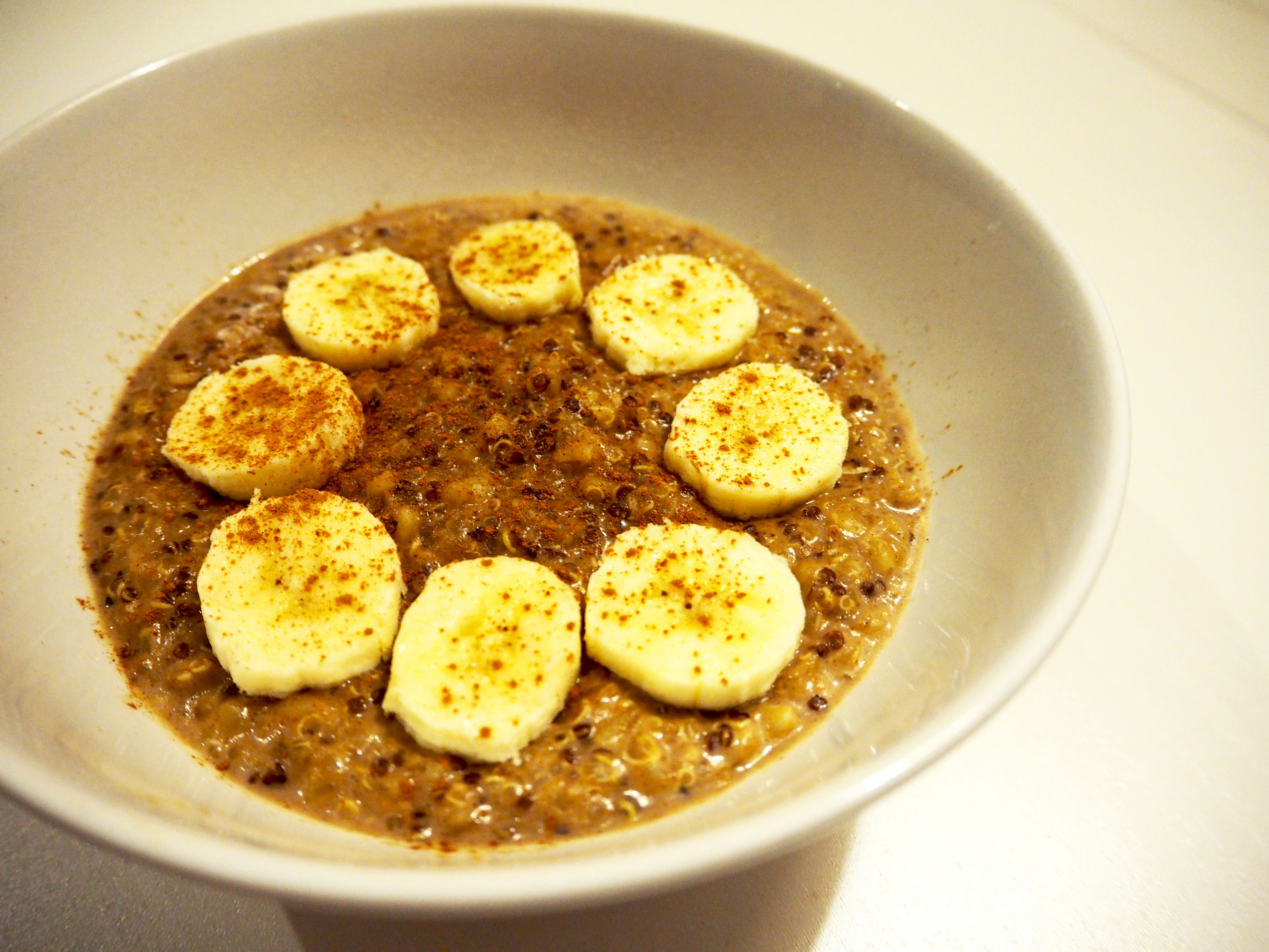 Ontbijt Quinoa Bulgur Mix Met Kaneel En Banaan Kuukskes Kroepoek